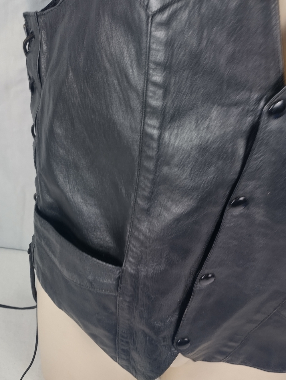 first genuine leather Adults motorcycle Vest Size 42 - Picture 4 of 12